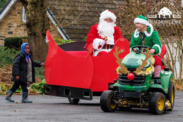 Beaumont Park Christmas with Musica Holme Valley Big Band